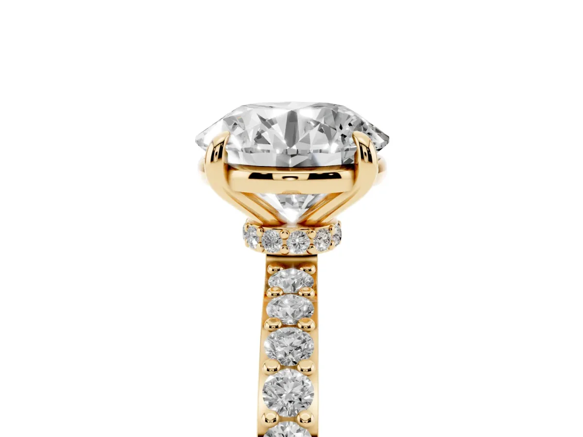Round Cut Diamond Pavé Engagement Ring with Round Accents and Prong Setting Yellow gold