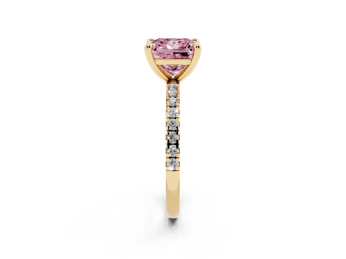 Fancy Pink Princess Cut Diamond Brilliant Solitaire Ring with Pavé Band and Four-Prong Setting Yellow gold