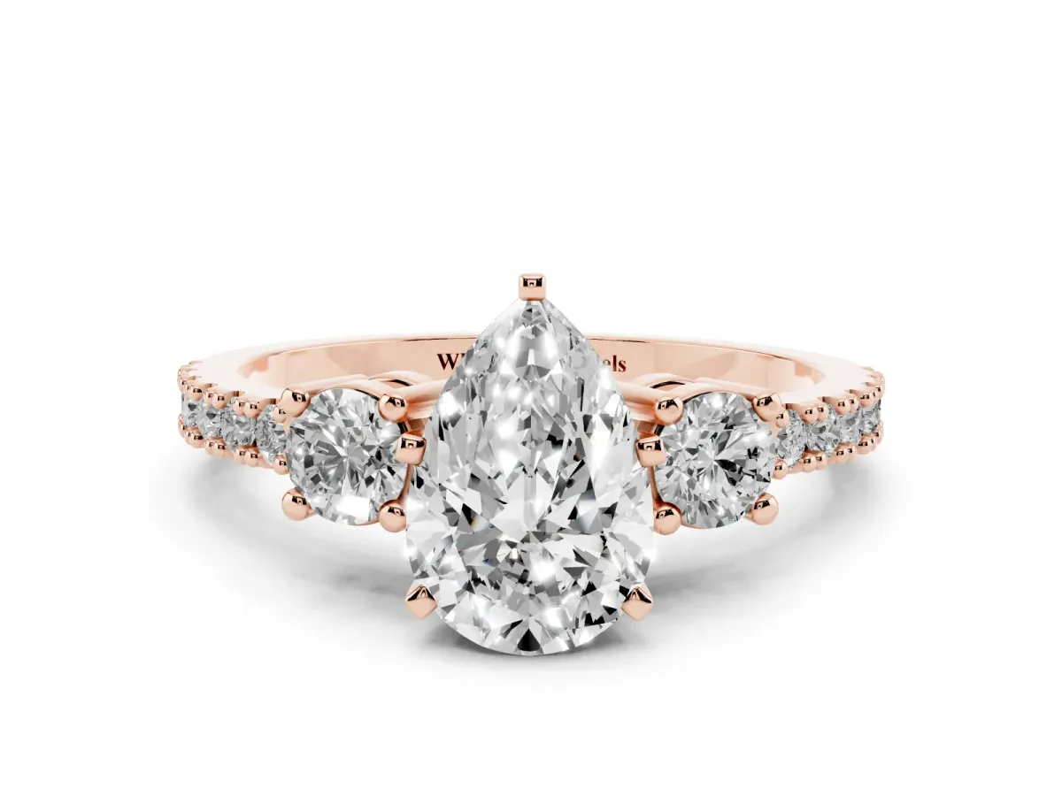 Pear Cut Three-Stone Diamond Pavé Band with Prong Setting Rose gold