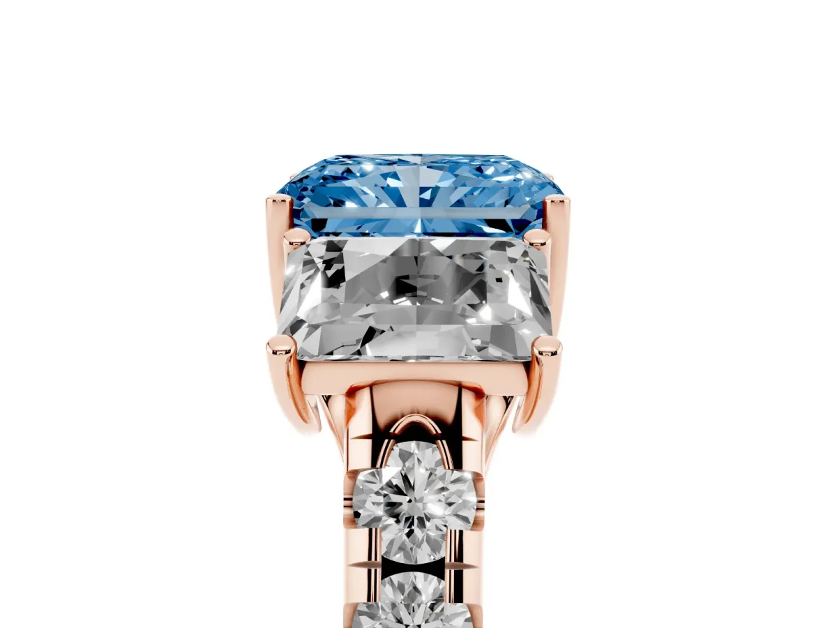 Fancy Blue Three-Stone Radiant Cut Diamond Pavé Band with Prong Setting Rose gold