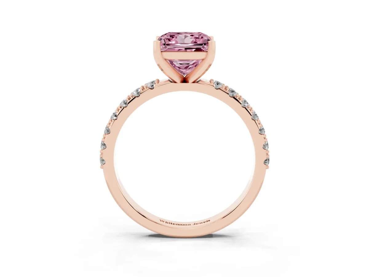 Fancy Pink Princess Cut Diamond Solitaire Pavé Band with Four-Prong Setting Rose gold
