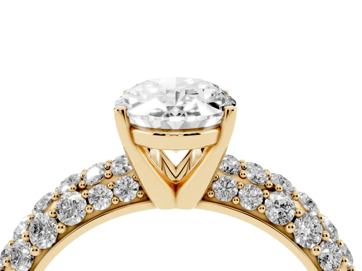 Oval Cut Diamond Pavé Band Solitaire Ring with Four-Prong Setting Yellow gold