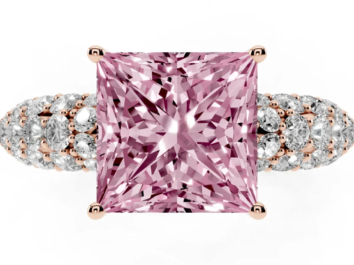 Fancy Pink Princess Cut Diamond Pavé Band Solitaire Ring with Four-Prong Setting Rose gold