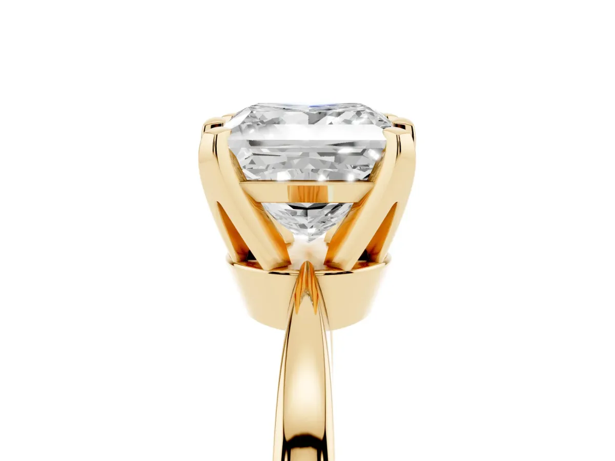 Princess Cut Solitaire Engagement Ring with Six-Prong Setting and Tapered Band Yellow gold