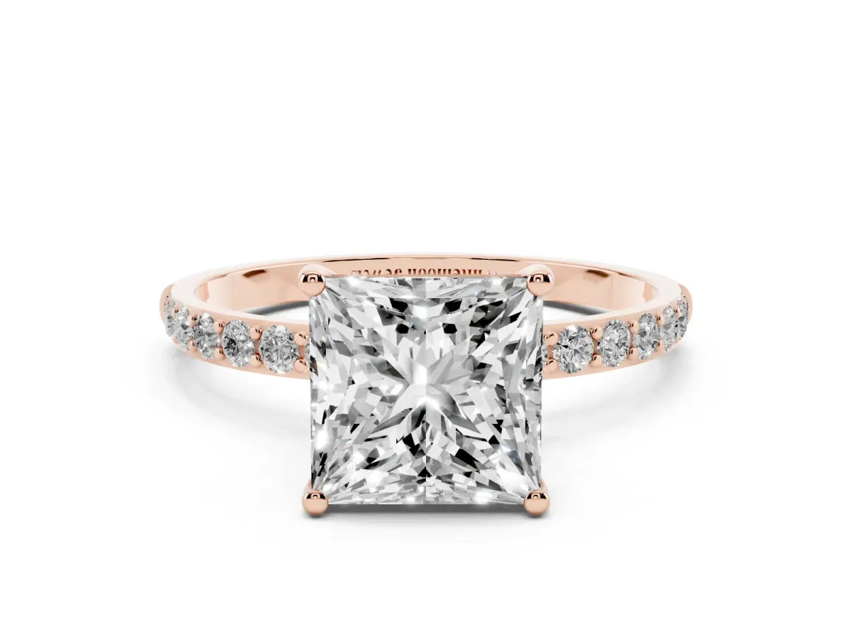 Princess Cut Diamond Solitaire Ring with Round Pavé Shoulders and Prong Setting Rose gold