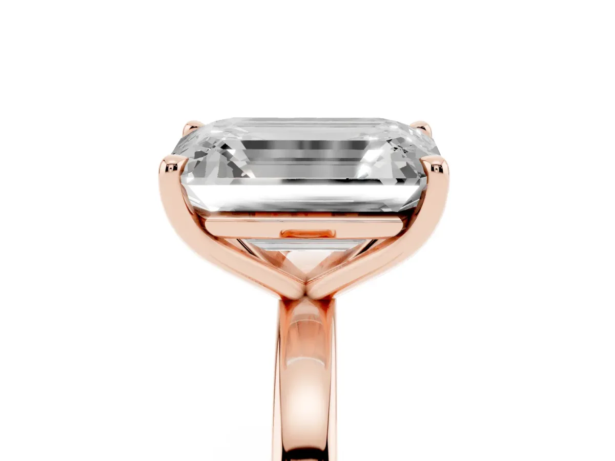 Pear Cut and Emerald Cut Toi Moi Ring with Prong Setting Rose gold