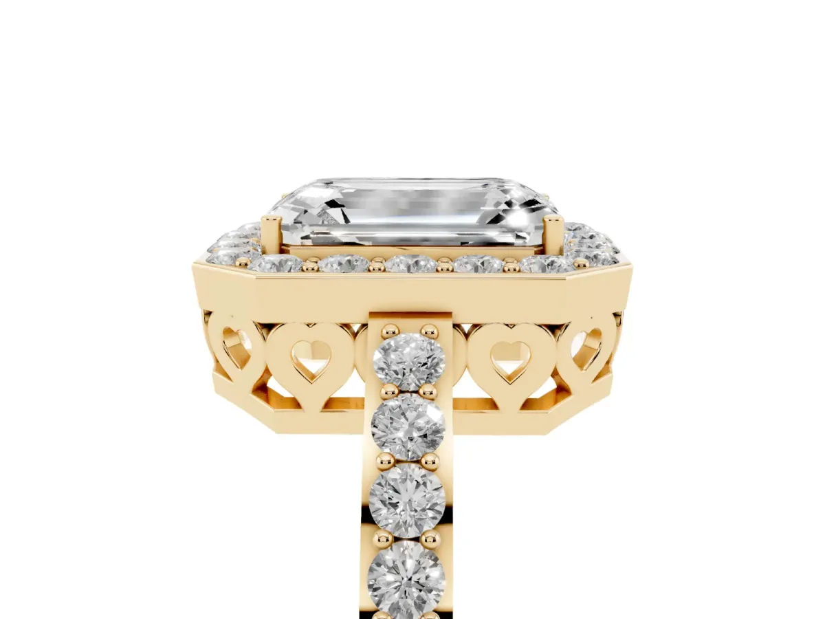 Emerald Cut Halo Diamond Pavé Band Ring with Prong Setting Yellow gold