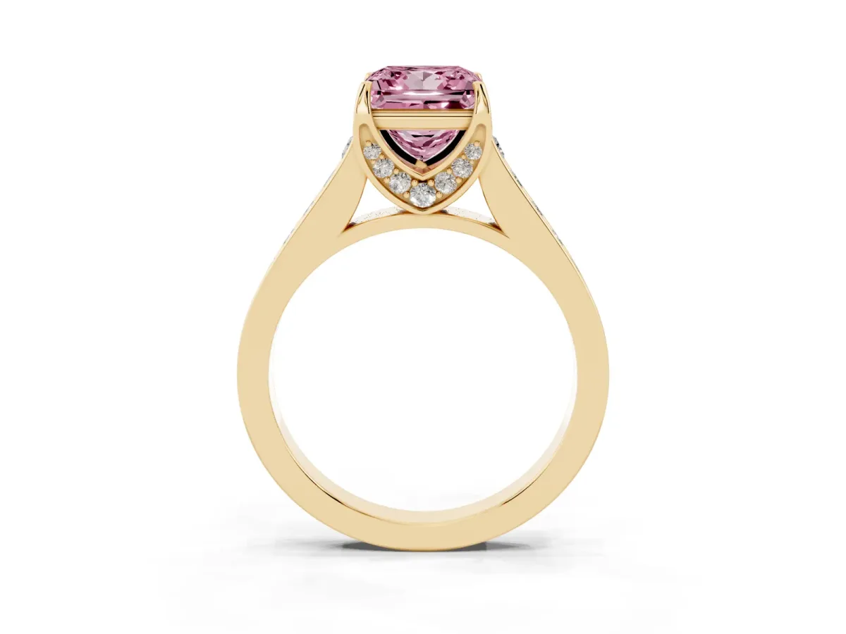 Fancy Pink Princess Cut Brilliant Cut Diamond Engagement Ring with Pavé Band and Four-Prong Setting Yellow gold