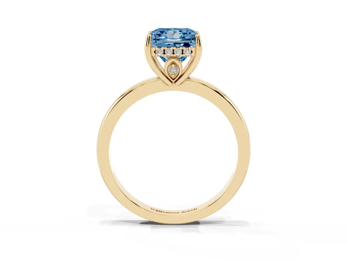 Fancy Blue Princess Cut Solitaire Diamond Ring with Prong Setting and Plain Band Yellow gold