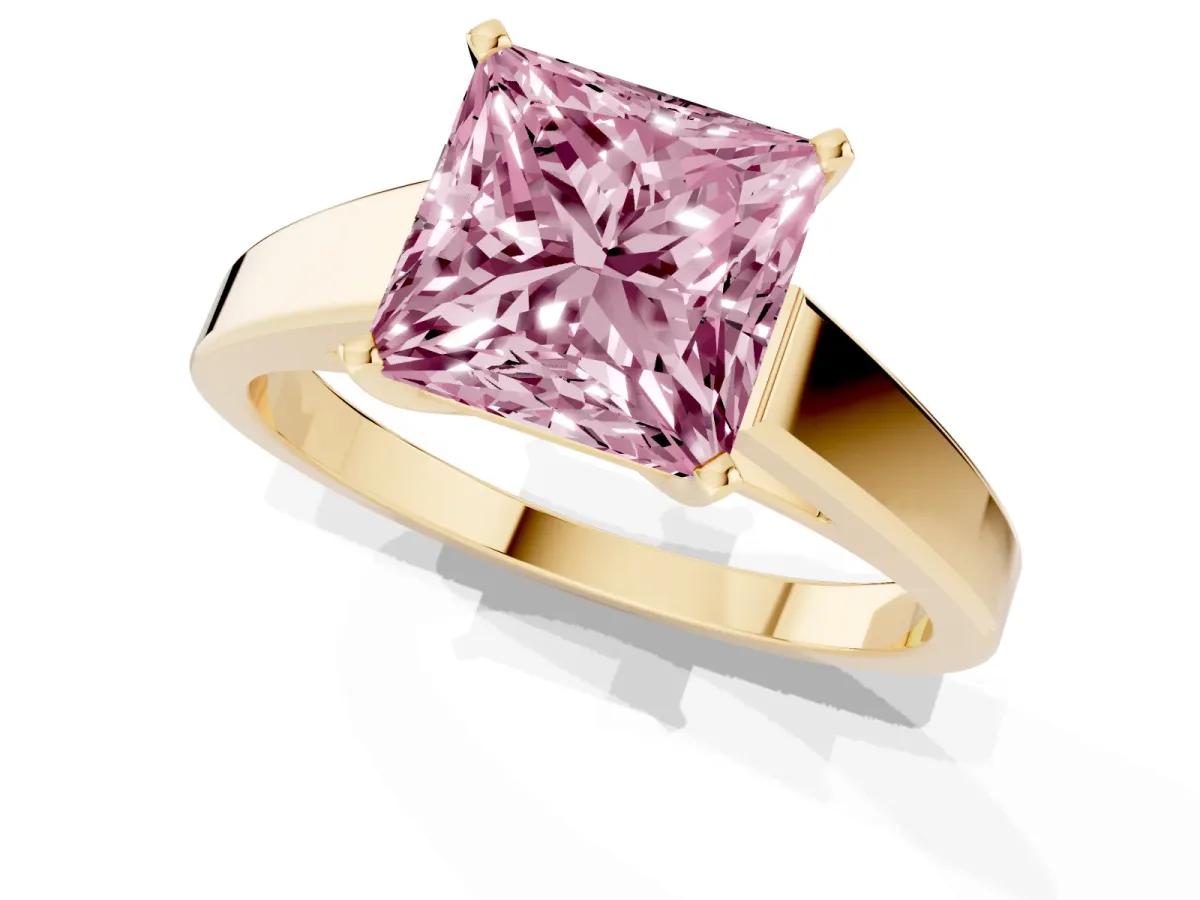 Fancy Pink Princess Cut Solitaire Engagement Ring with Four-Prong Setting and Tapered Band Yellow gold