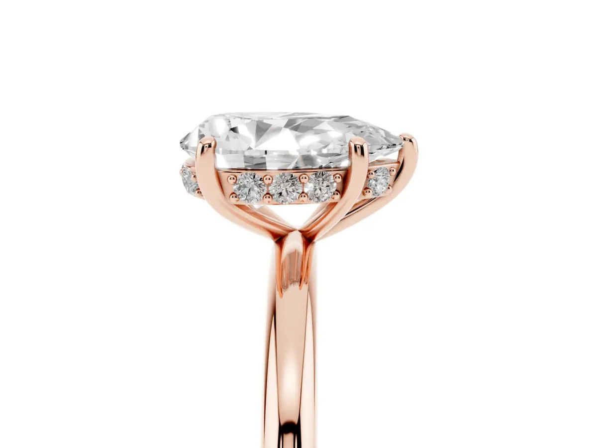 Pear Cut Solitaire Diamond Ring with a Classic Band and Four-Prong Setting Rose gold
