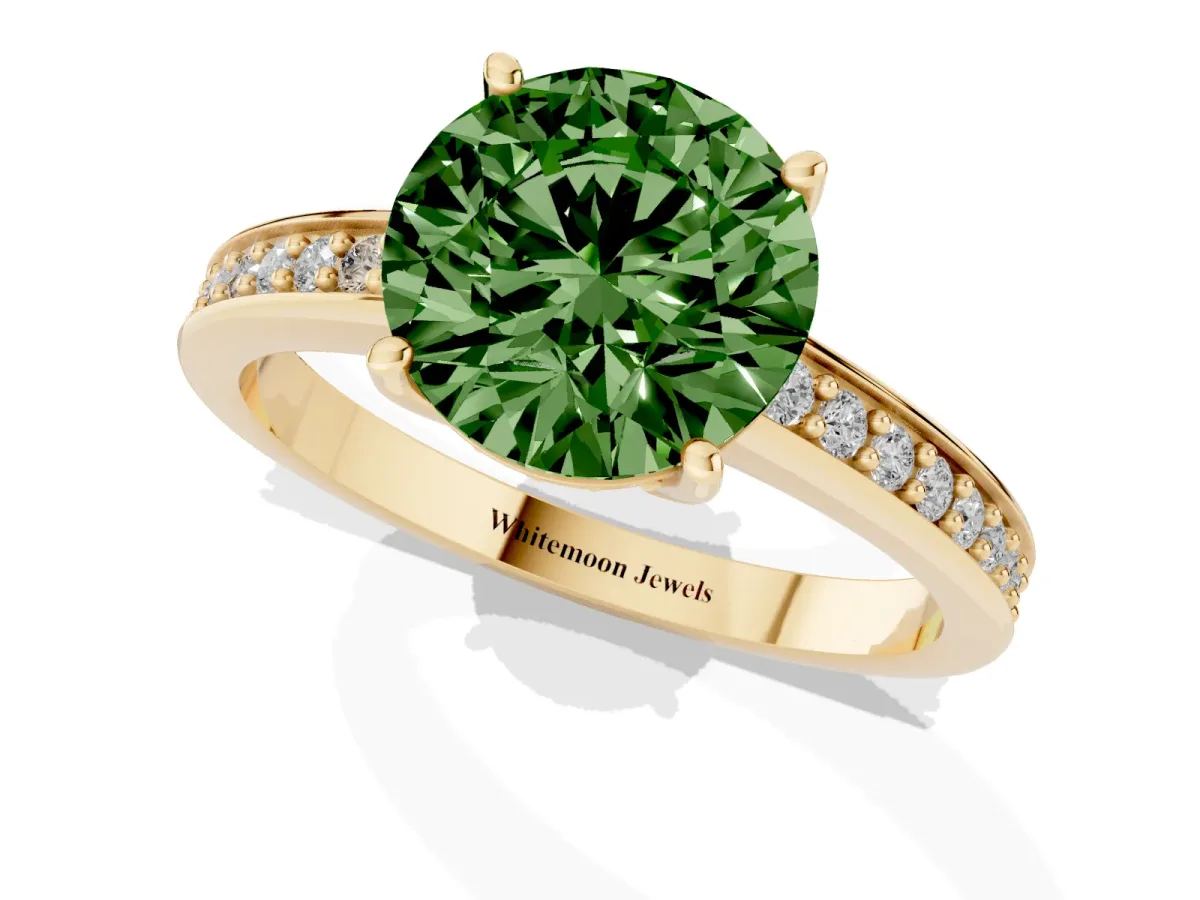 Fancy Green Round Cut Solitaire Pavé Band Prong Setting Ring Yellow gold