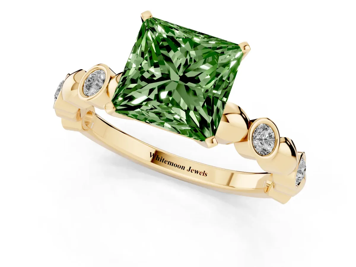 Fancy Green Princess Cut Solitaire Bezel-Set Diamond Ring with Beaded Band and Four-Prong Setting Yellow gold