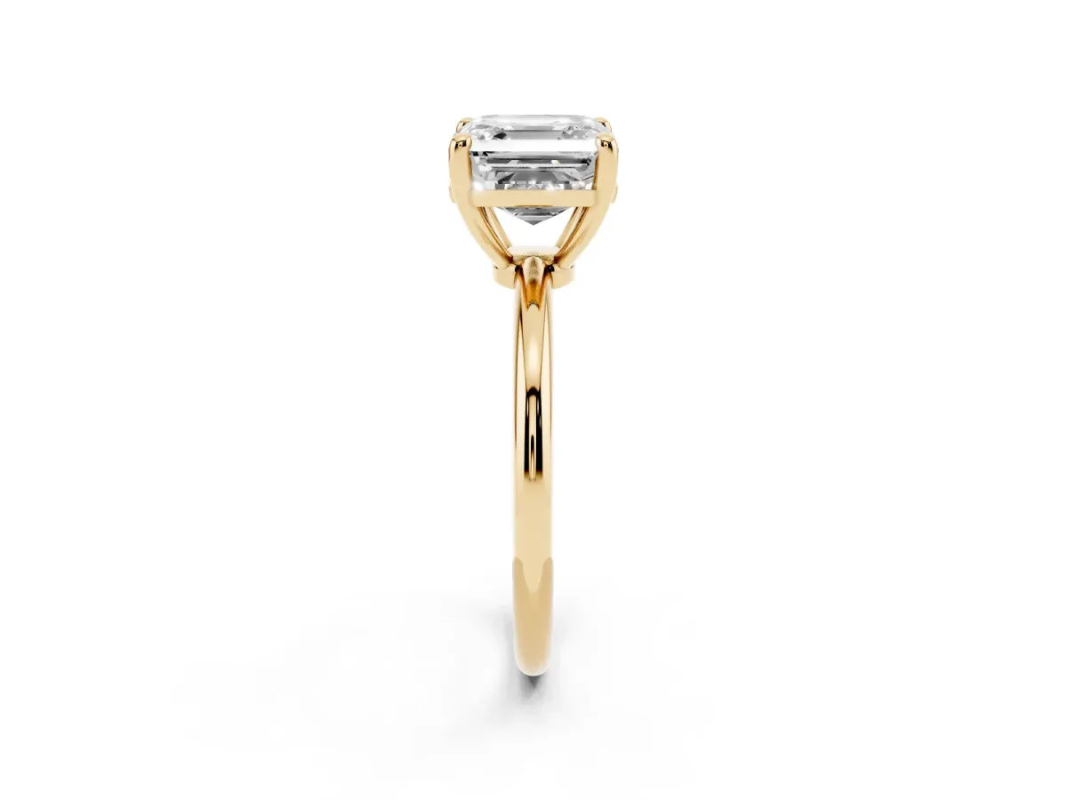Asscher Cut Solitaire Diamond Ring with 4-Prong Setting on a Classic Band Yellow gold