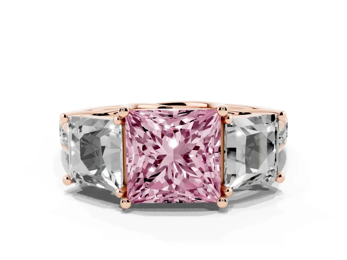 Fancy Pink Three-Stone Princess Cut Diamond Pavé Band with Prong Setting Rose gold