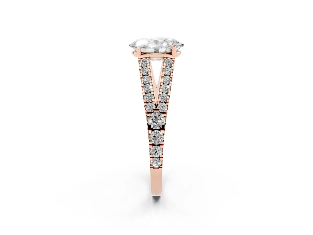 Oval Cut Diamond Split Shank Engagement Ring with Round Pavé and Prong Setting Rose gold