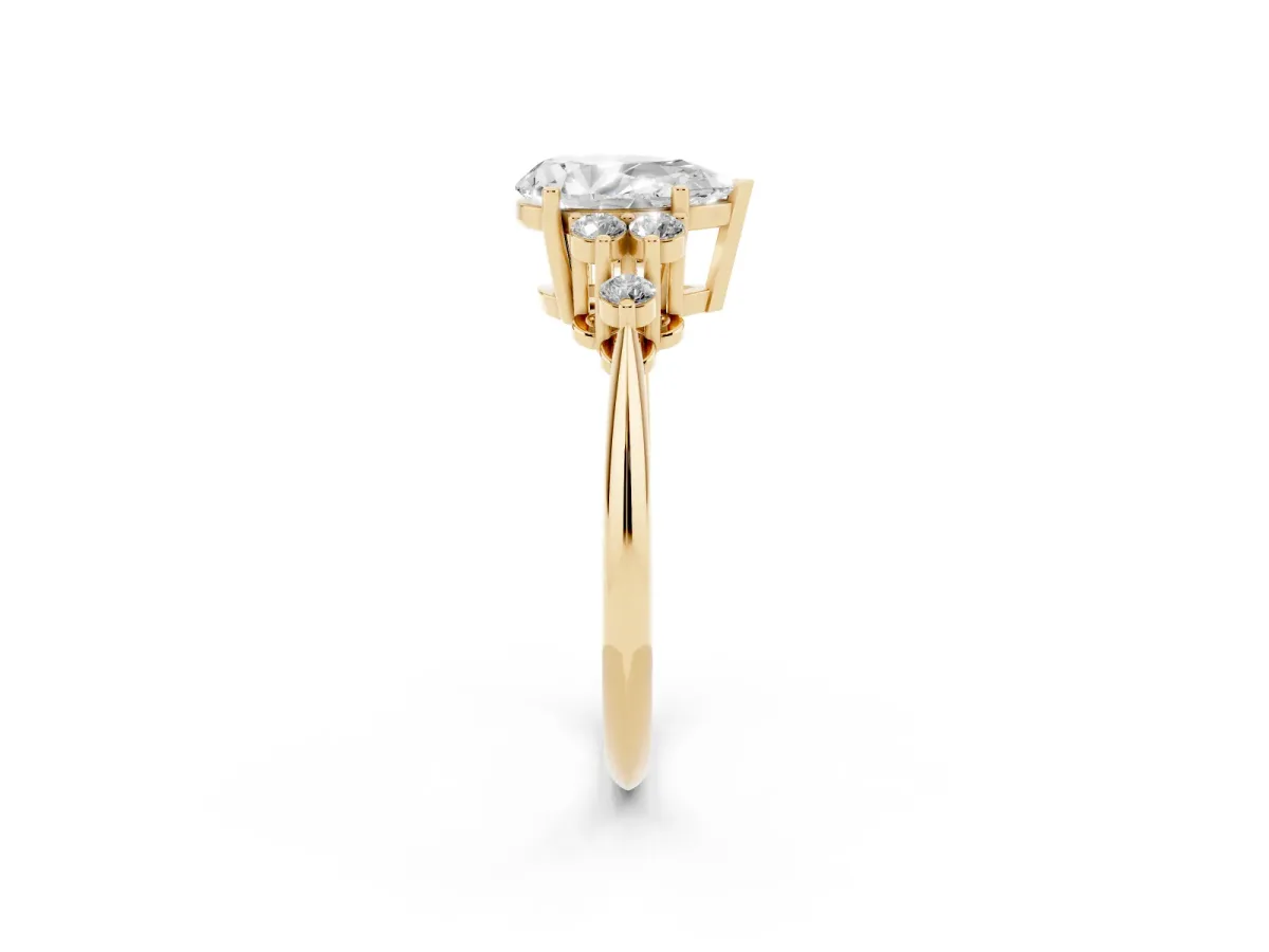 Pear Cut Cut Diamond Cluster Ring with Solitaire Band and Four-Prong Setting Yellow gold