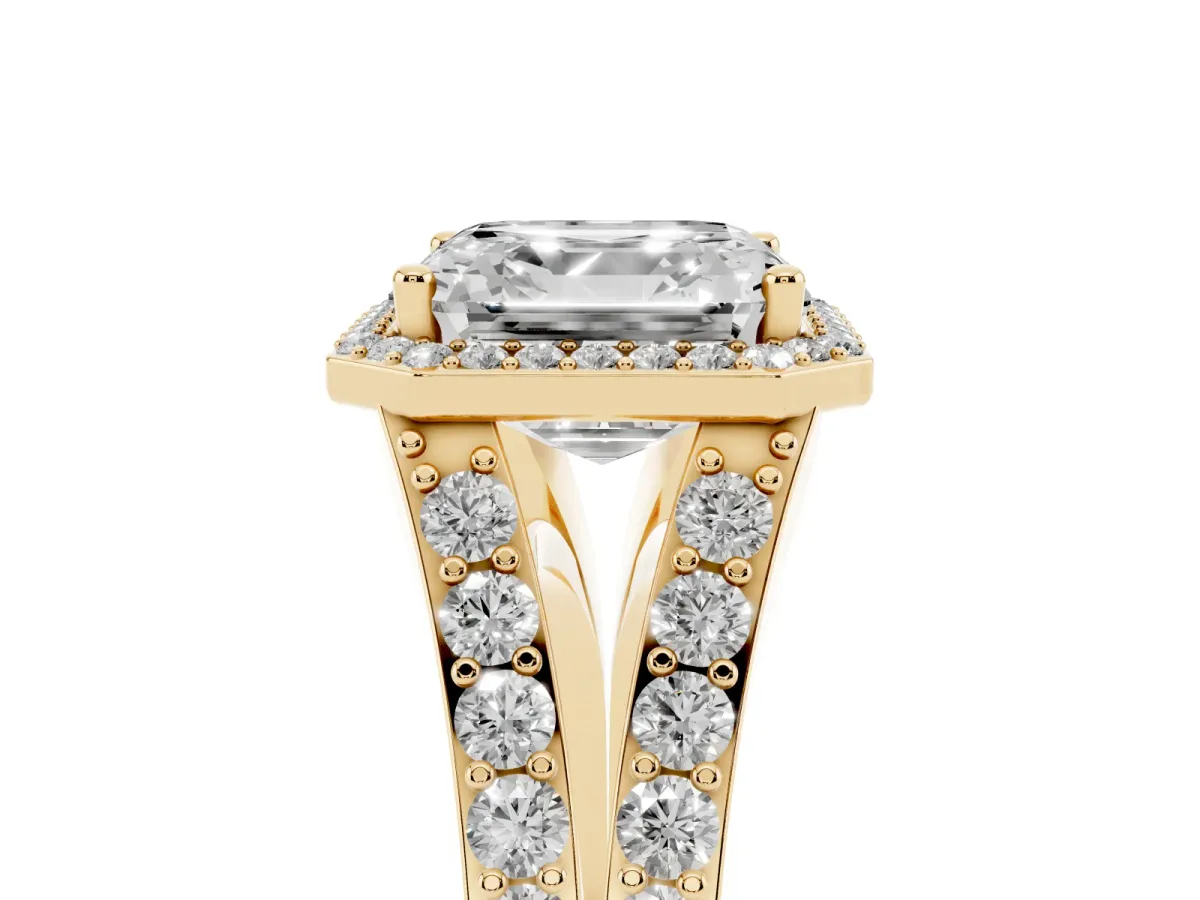 Asscher Cut Diamond Split Shank Halo Ring with Four-Prong Setting Yellow gold