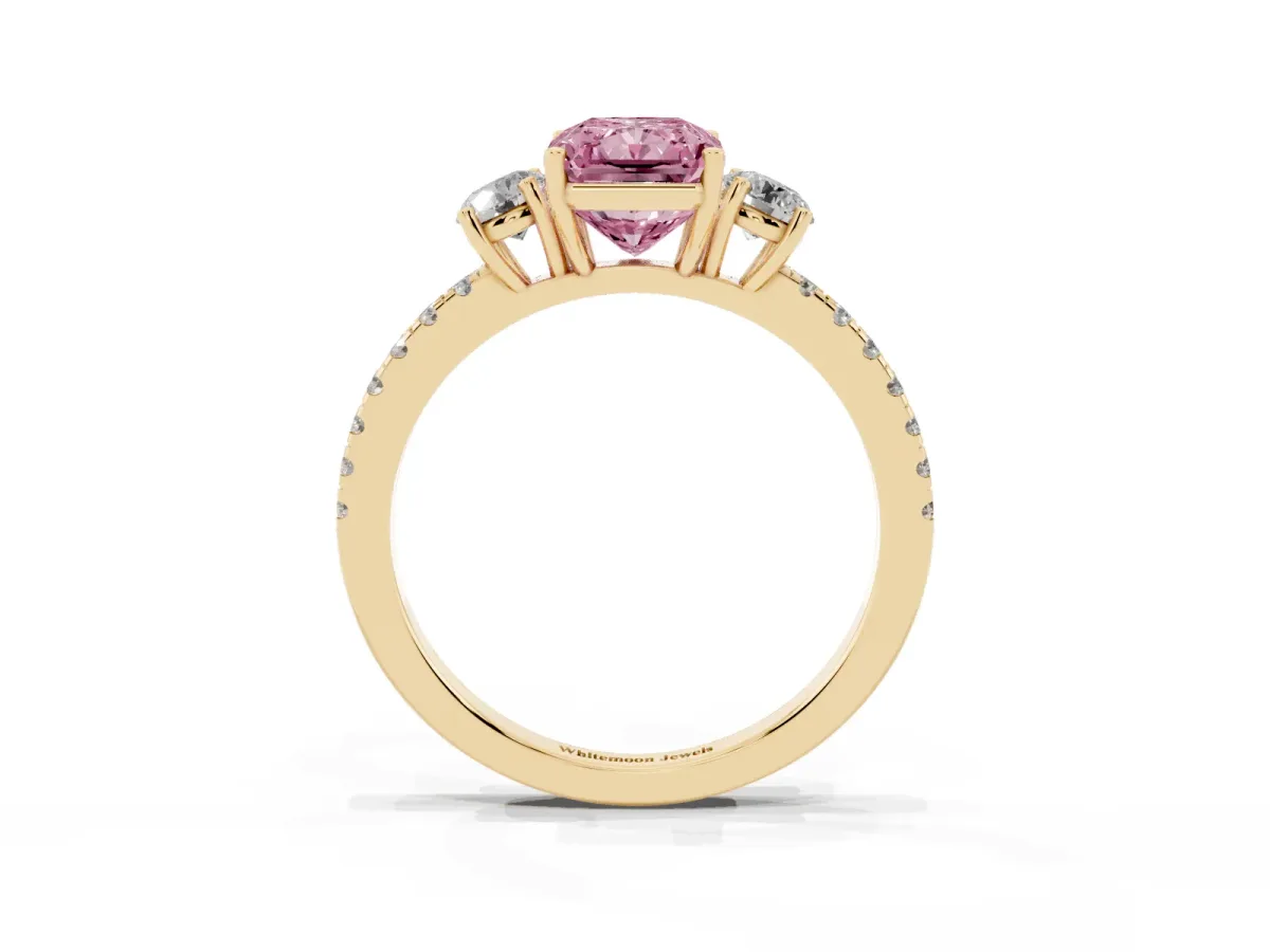 Fancy Pink Three-Stone Radiant Cut Cut Diamond Pavé Band with Prong Setting Yellow gold