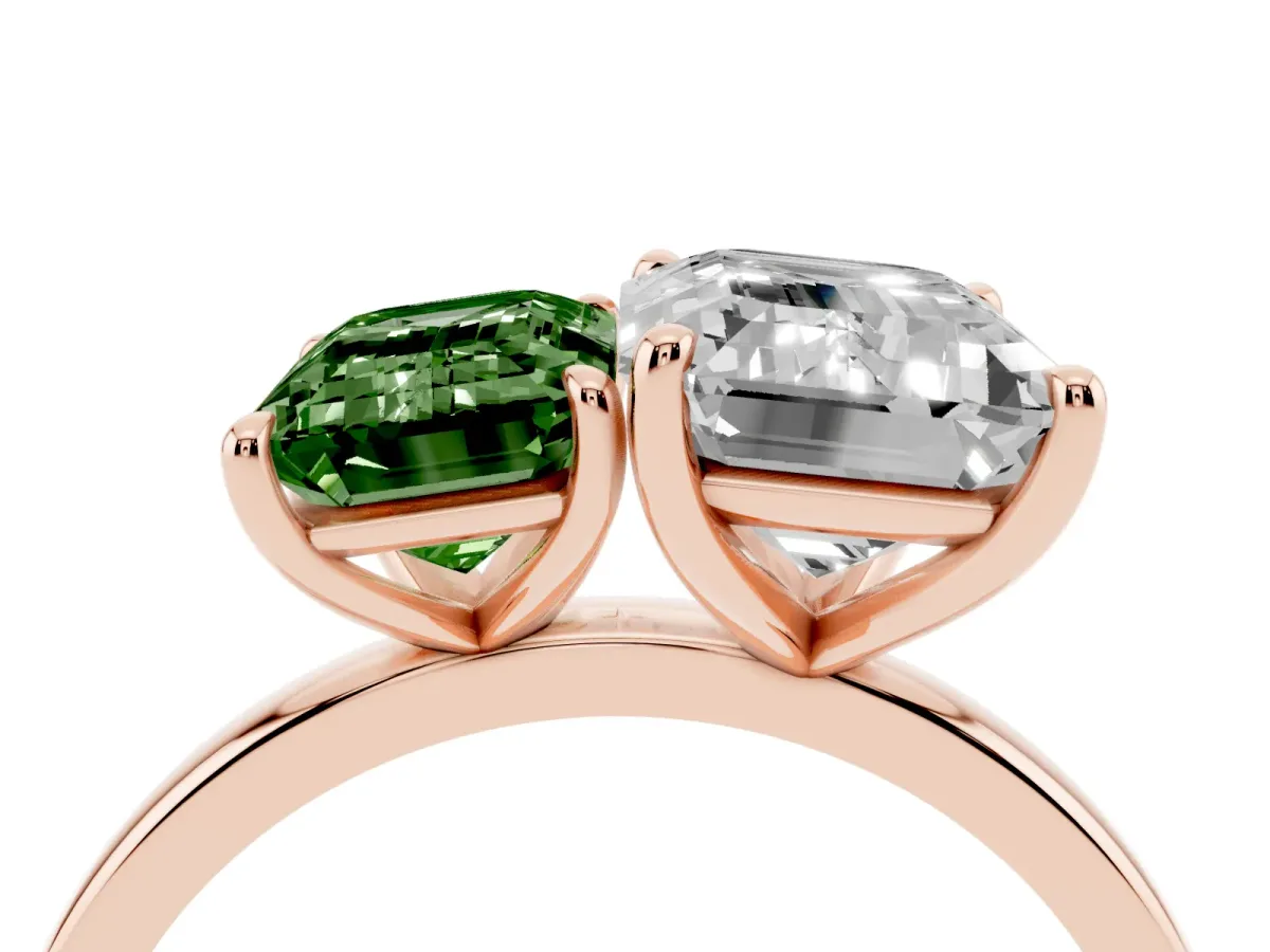 Fancy Green Emerald Cut and Emerald Cut Toi Moi Ring with Prong Setting Rose gold