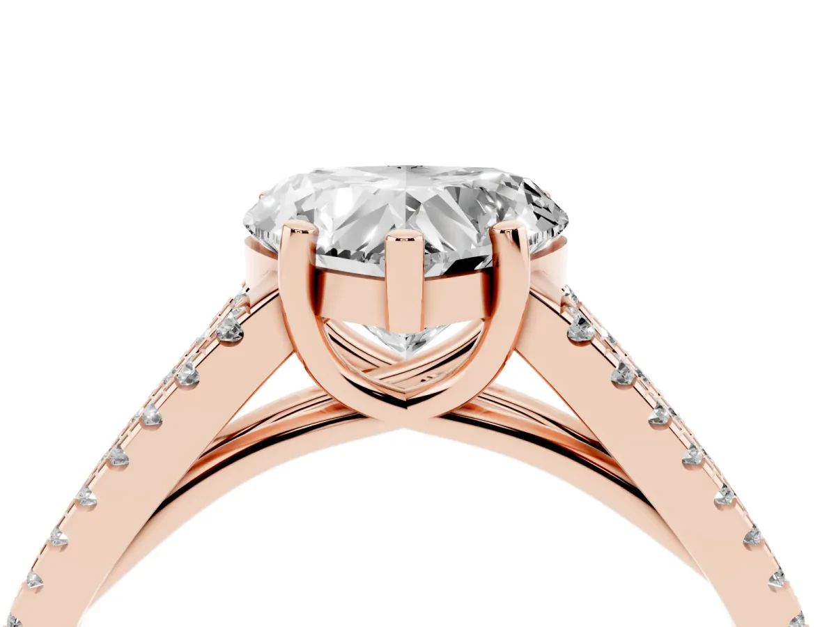 Heart Cut Diamond Solitaire Engagement Ring with Split Shank Pavé Band Rose gold