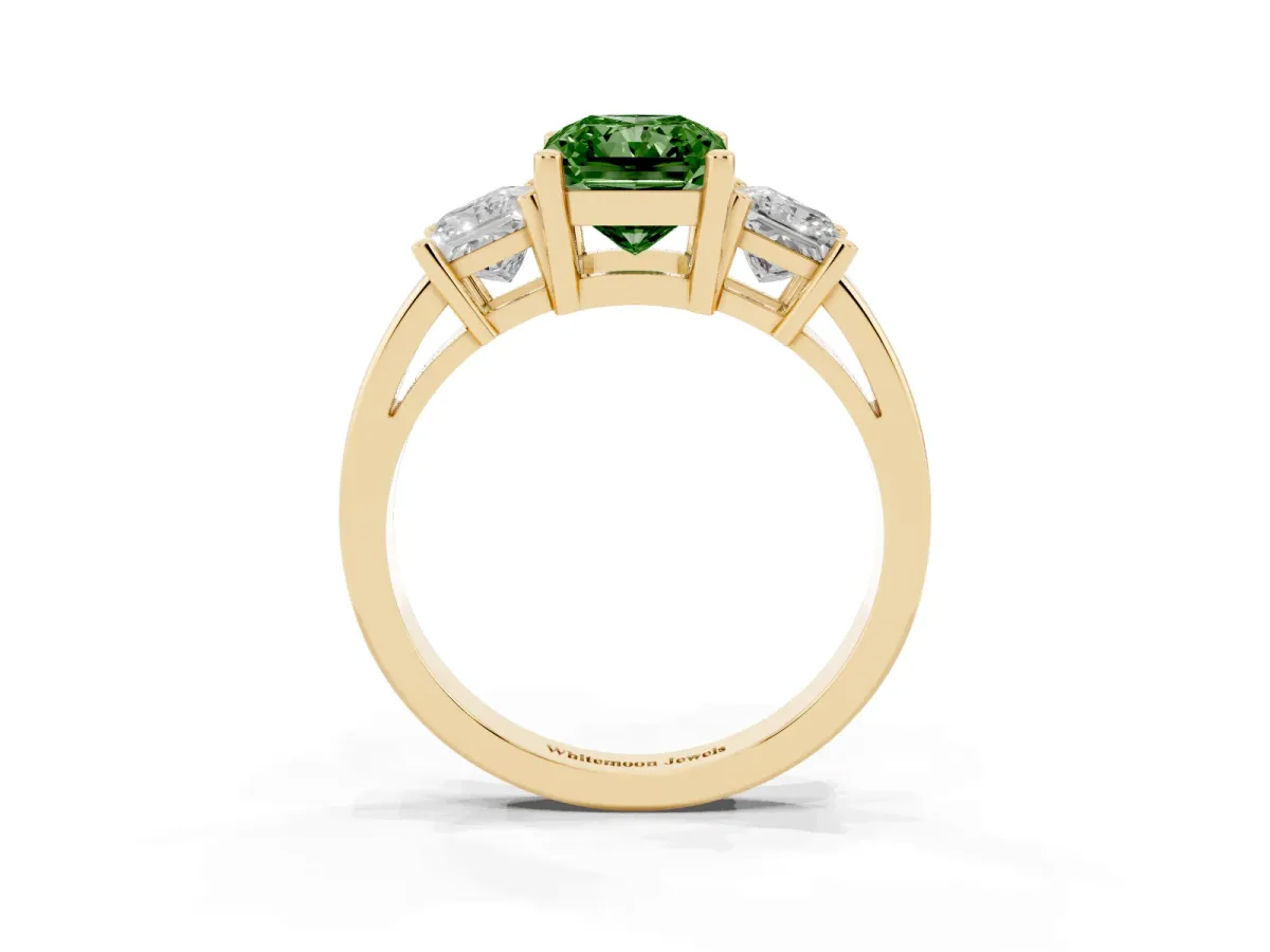 Fancy Green Three-Stone Radiant Cut Cut Solitaire Ring with Prong Setting Yellow gold