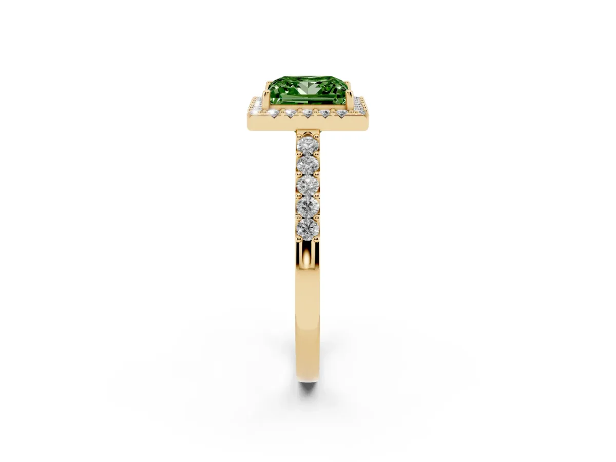Fancy Green Princess Cut Halo Diamond Pavé Solitaire Ring Yellow gold