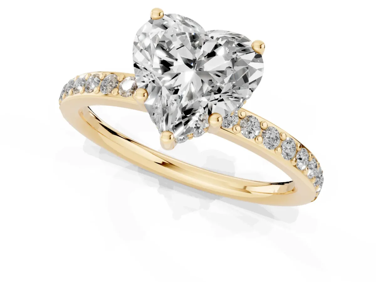 Heart Cut Cut Diamond Pavé Band Ring with Four-Prong Setting Yellow gold
