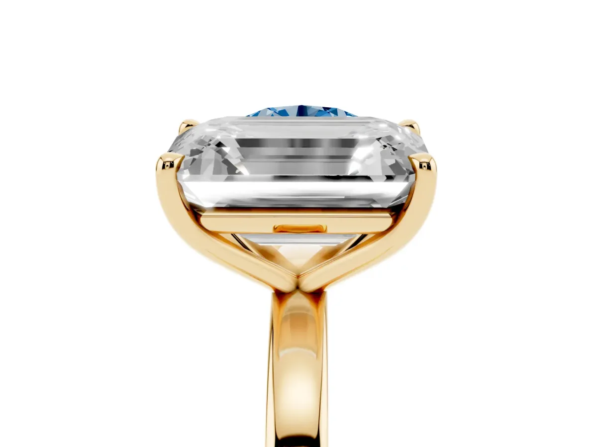 Fancy Blue Round Cut and Emerald Cut Toi Moi Ring with Prong Setting Yellow gold