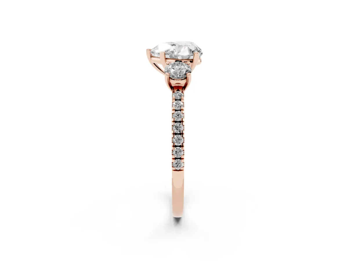Three-Stone Heart Cut Cut Diamond Pavé Band with Prong Setting Rose gold