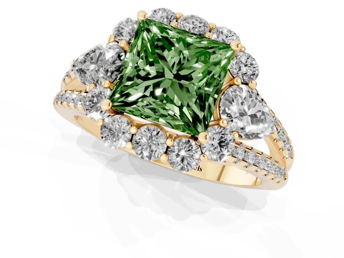 Fancy Green Princess Cut Halo Split Shank Diamond Engagement Ring with Prong Setting Yellow gold