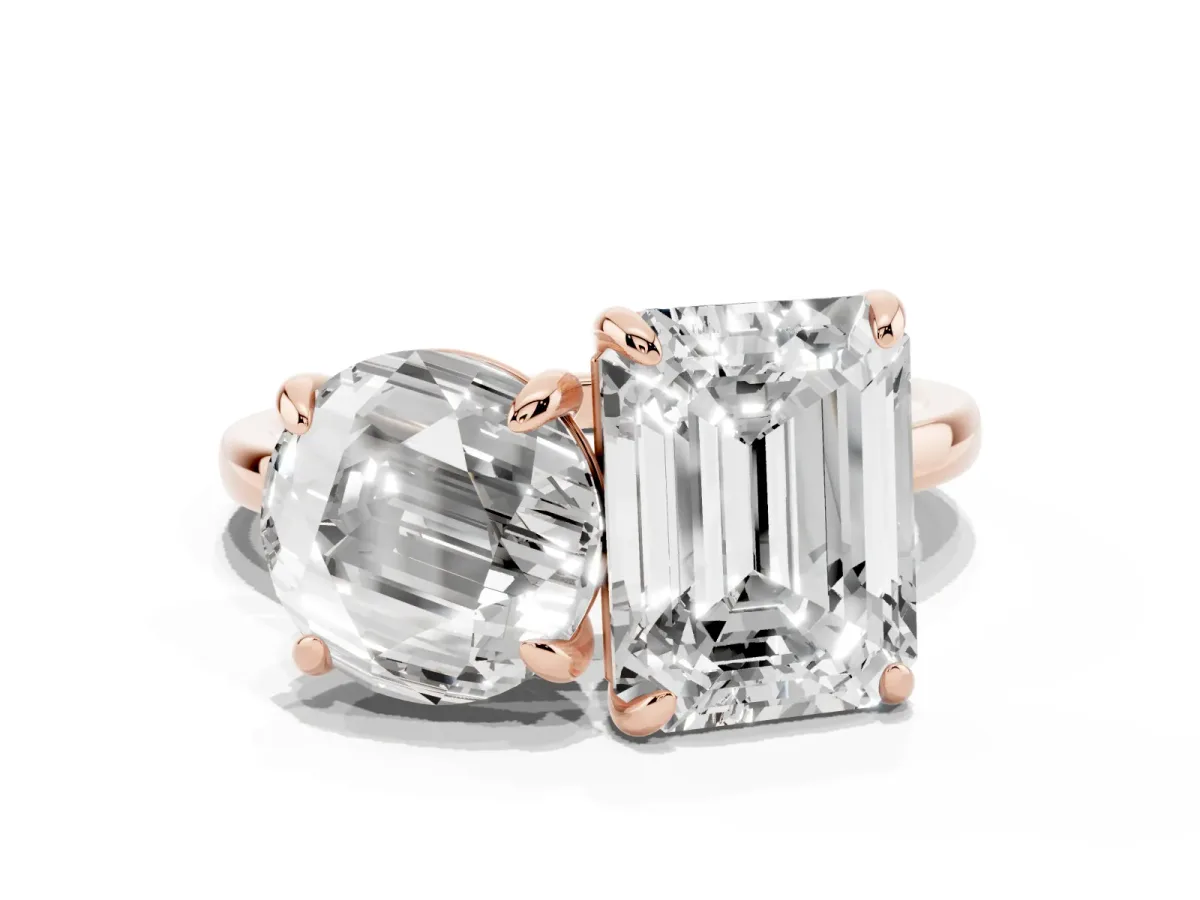 Round and Radiant Toi Moi Ring with Prong Setting and Plain Band Rose gold