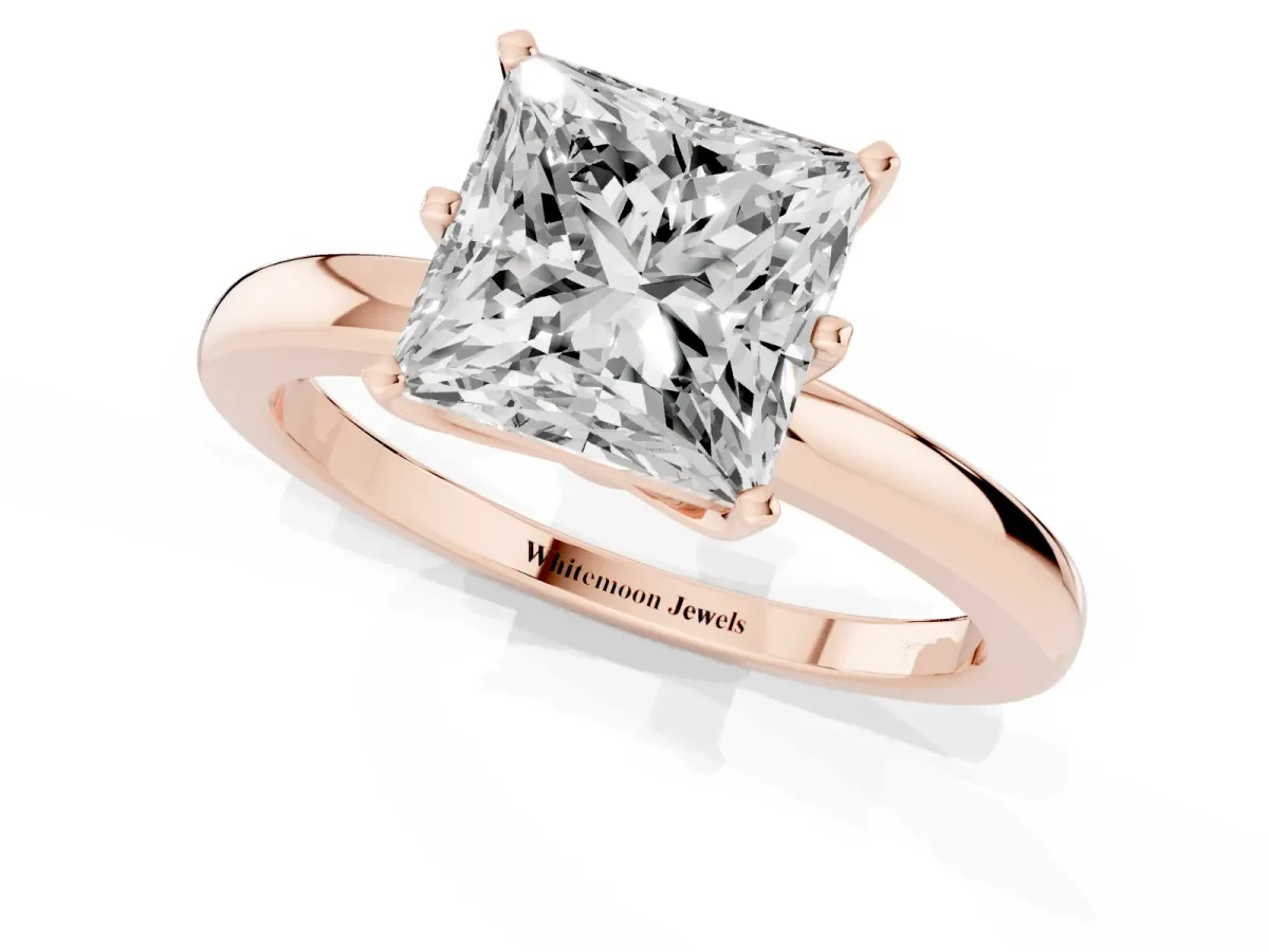 Princess Cut Solitaire Diamond Ring with Six-Prong Setting on a Classic Band Rose gold