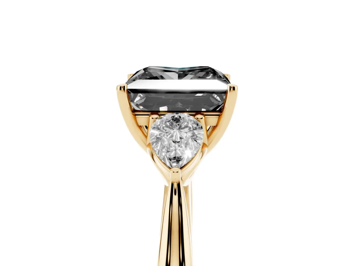 Fancy Black Three-Stone Princess Cut Brilliant Diamond Solitaire Ring with Tapered Band and Four-Prong Setting Yellow gold