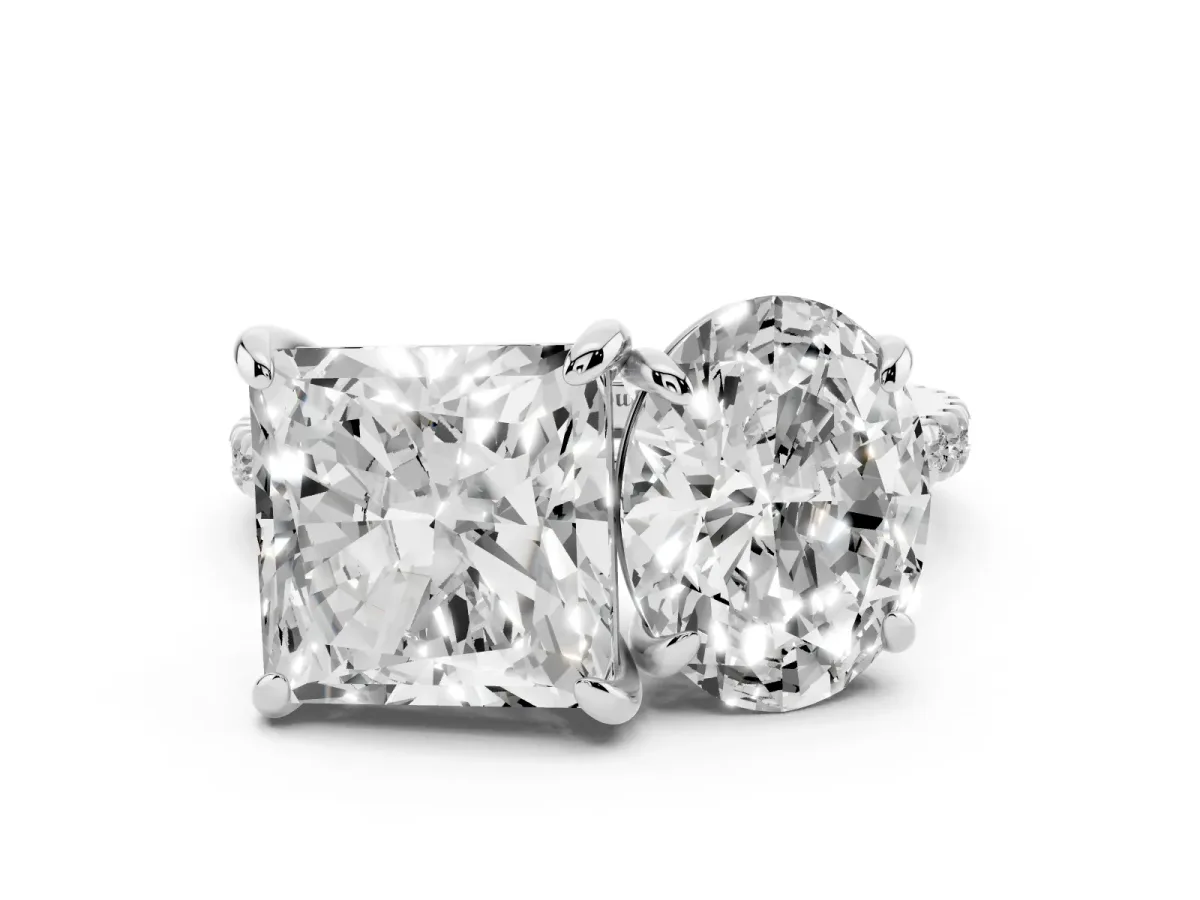 Oval and Princess Toi Moi Ring with Prong Setting and Pave Band White gold