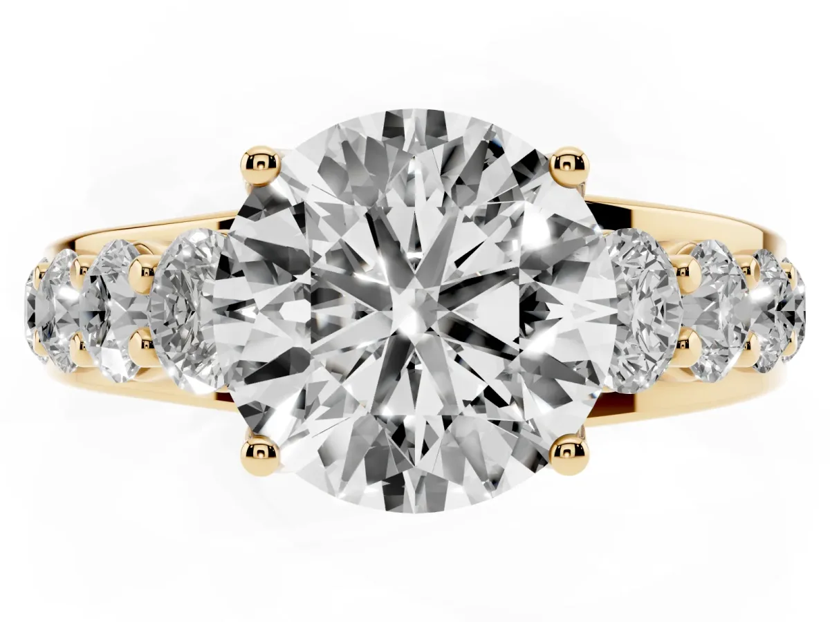 Round Cut Diamond Engagement Ring with Pavé Band and Four-Prong Setting Yellow gold