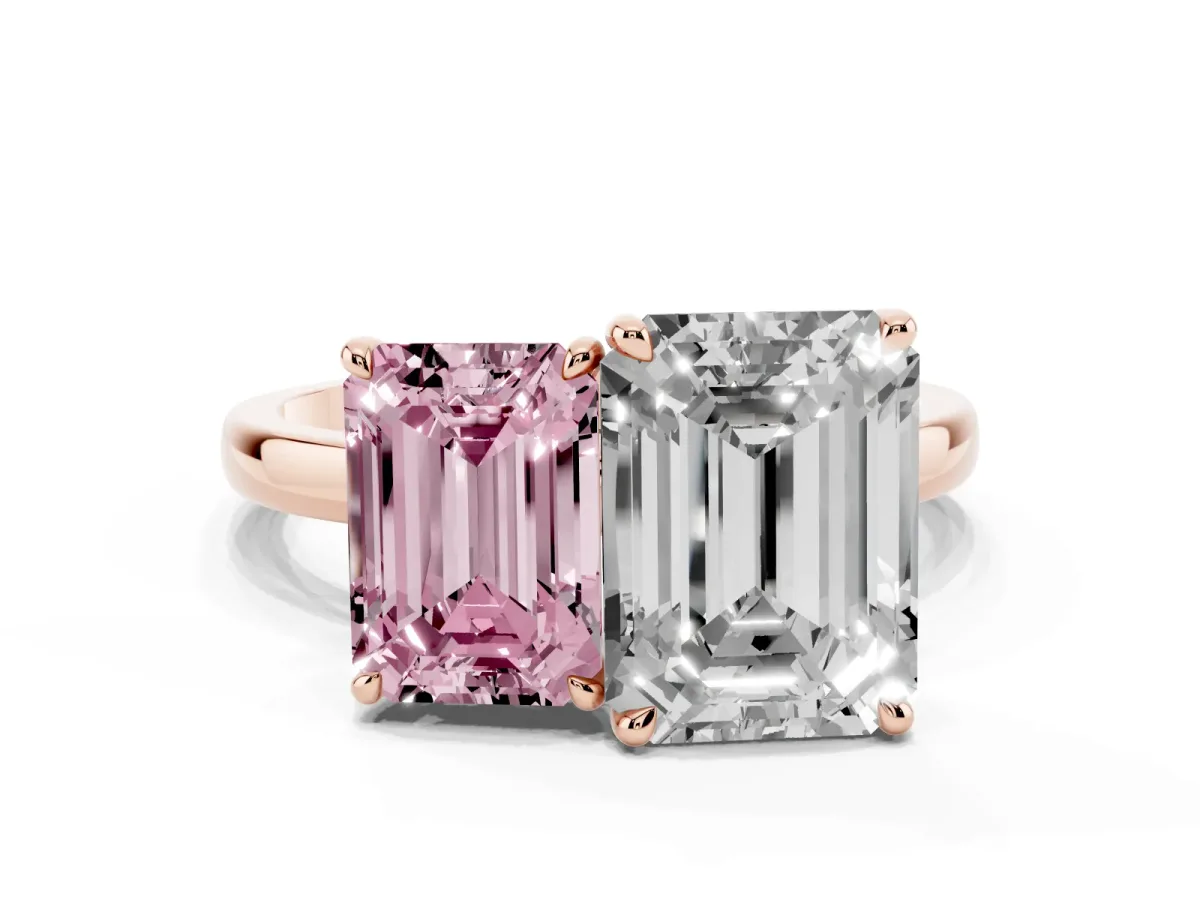 Fancy Pink Emerald Cut and Emerald Cut Toi Moi Ring with Prong Setting Rose gold