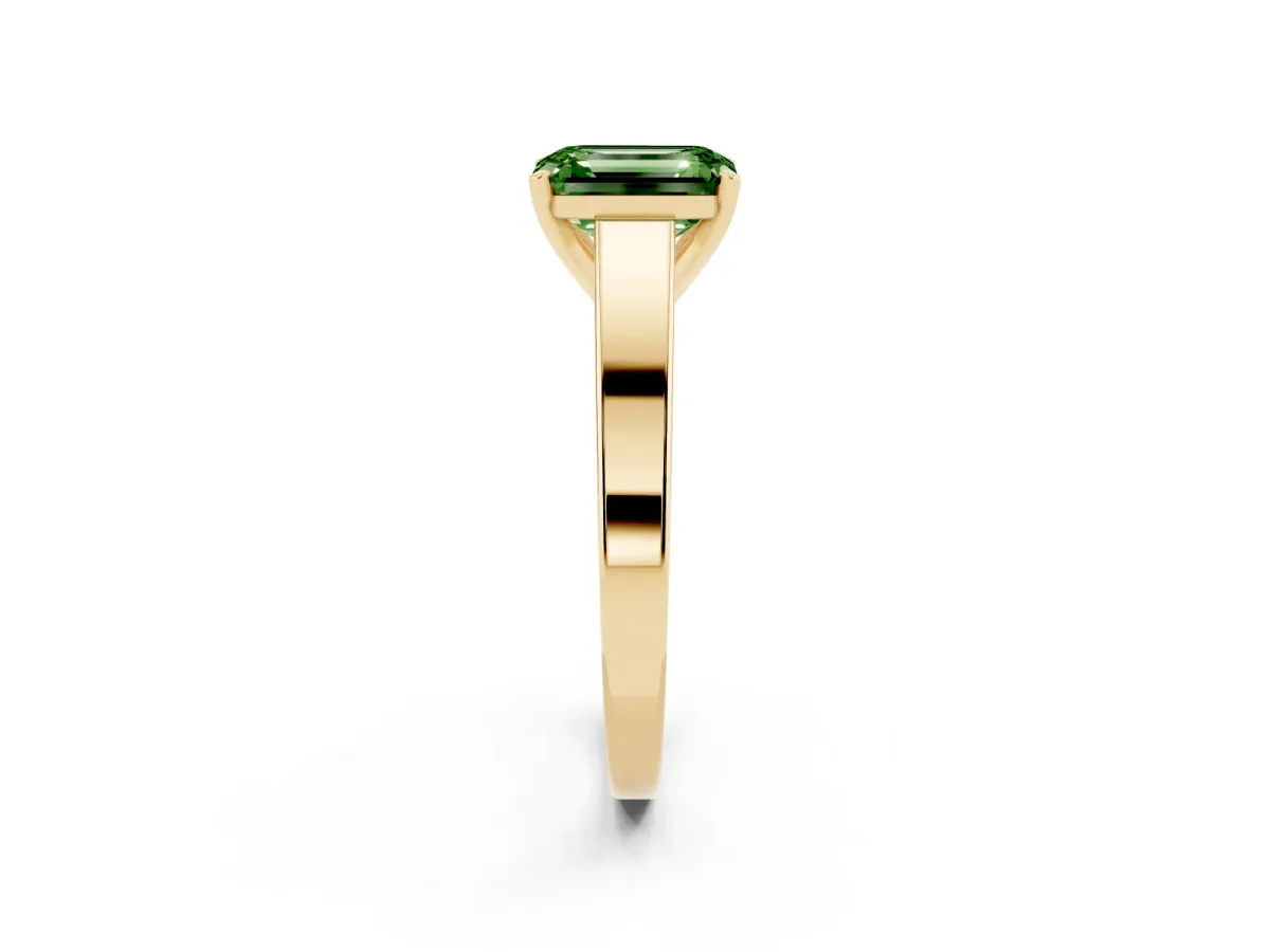 Fancy Green Emerald Cut Solitaire Engagement Ring with Four-Prong Setting and Tapered Band Yellow gold