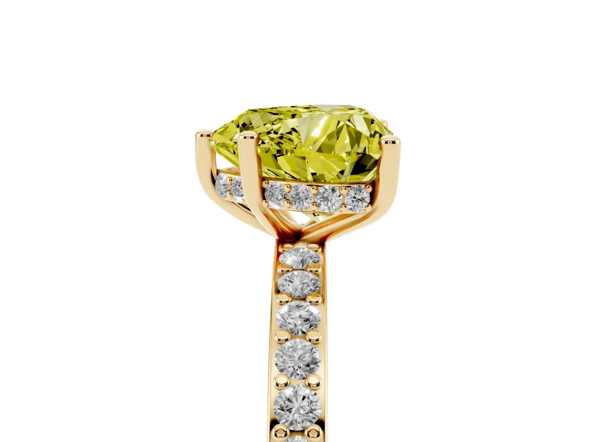 Fancy Yellow Heart Cut Cut Diamond Pavé Band Ring with Four-Prong Setting Yellow gold