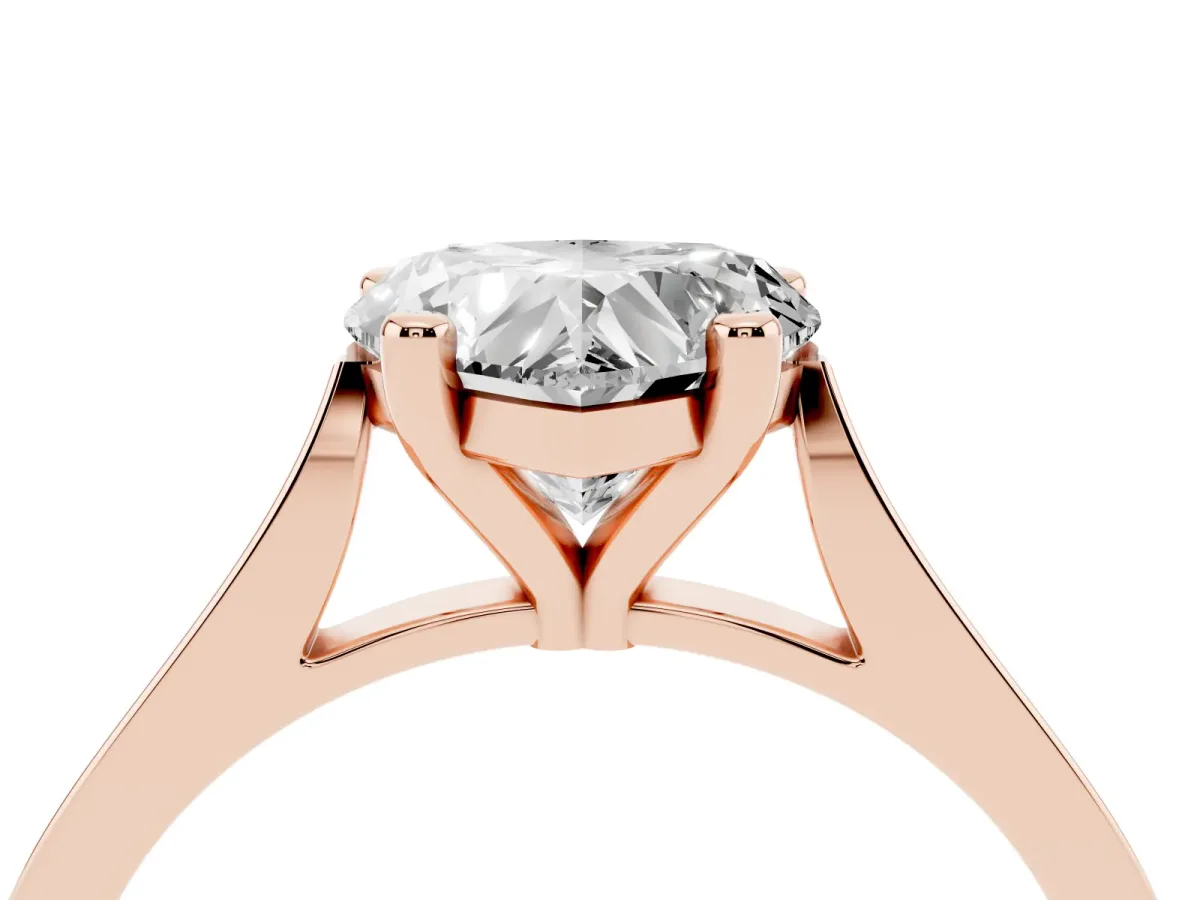 Heart Cut Solitaire Diamond Ring with Four-Prong Setting and Tapered Band Rose gold