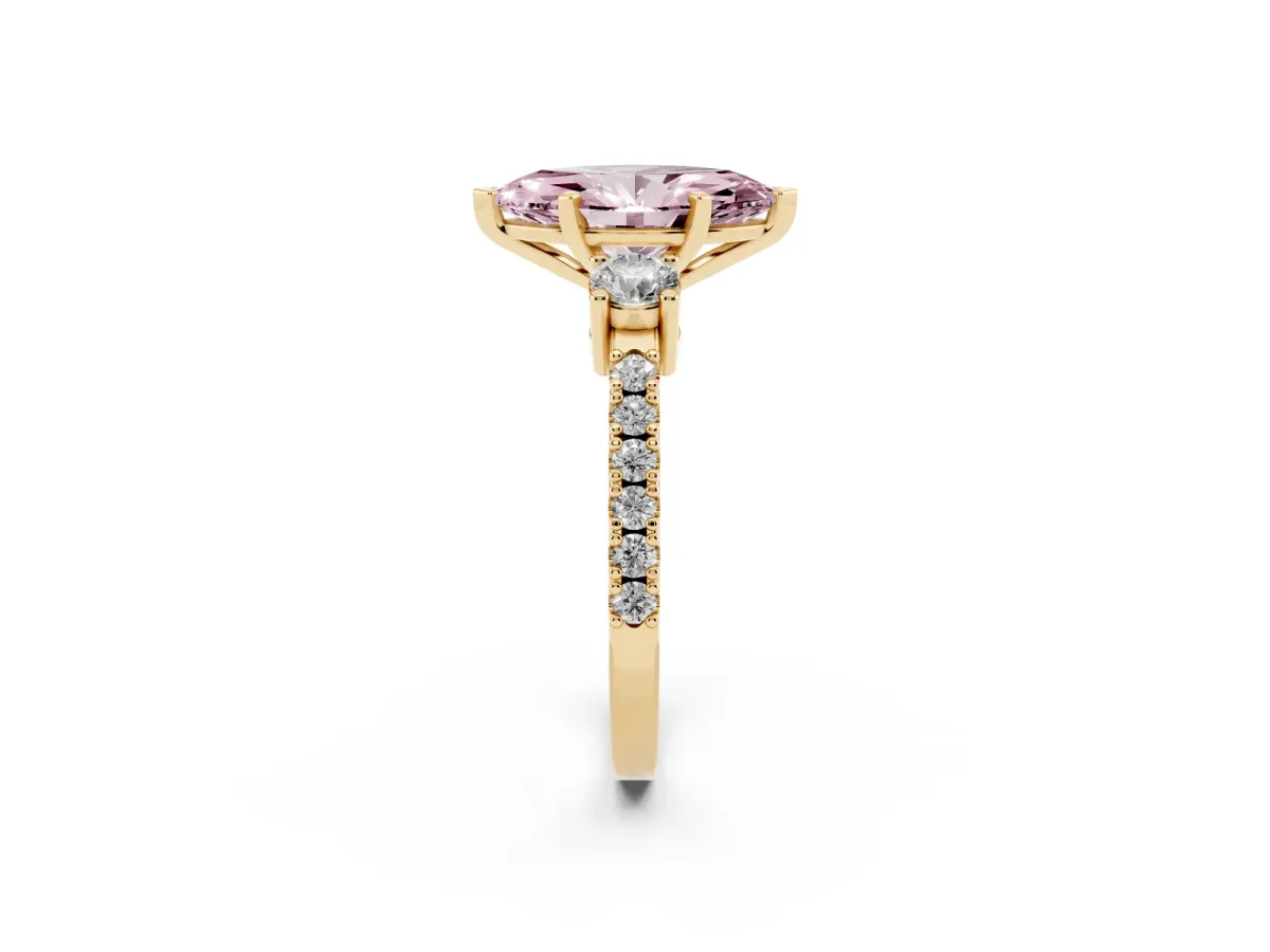 Fancy Pink Marquise Cut Three-Stone Diamond Pavé Band with Prong Setting Yellow gold