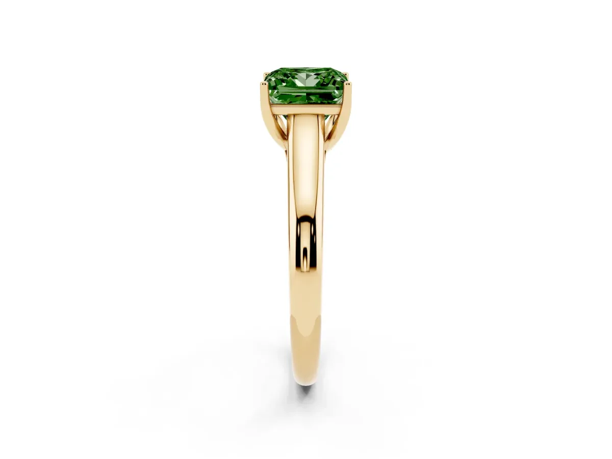 Fancy Green Princess Cut Solitaire Engagement Ring with Tapered Band and Four-Prong Setting Yellow gold