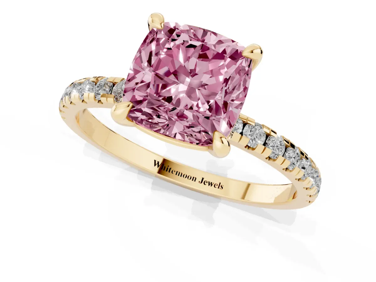 Fancy Pink Cushion Cut Diamond Brilliant Solitaire Ring with Pavé Band and Four-Prong Setting Yellow gold