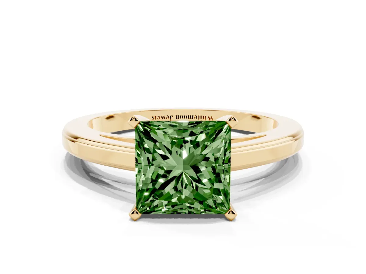 Fancy Green Princess Cut Solitaire Diamond Ring with Four-Prong Setting and Classic Band Yellow gold