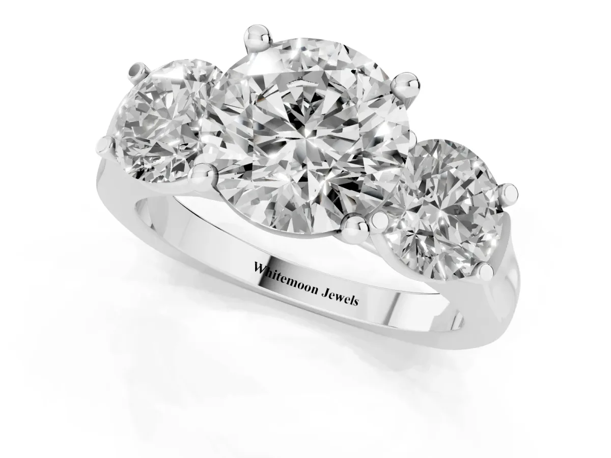 Three-Stone Round Cut Brilliant Diamond Trellis Ring with Comfort Fit Band White gold