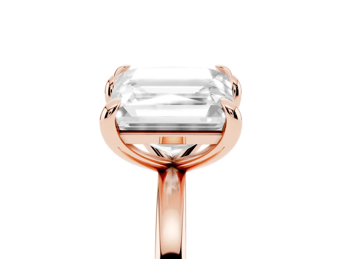 Emerald and Princess Toi Moi Ring with Prong Setting and Plain Band Rose gold