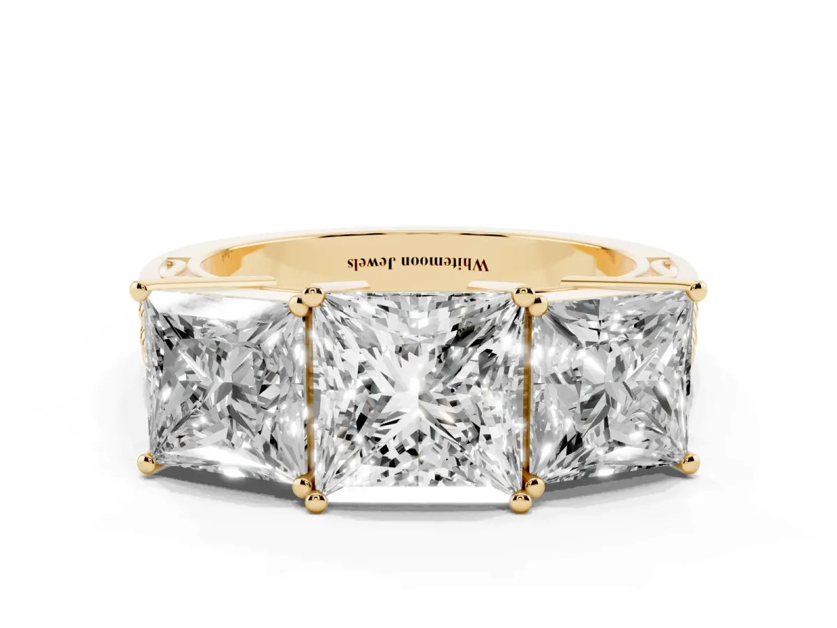 Princess Cut Diamond Three-Stone Ring with Prong Setting and Textured Band Yellow gold