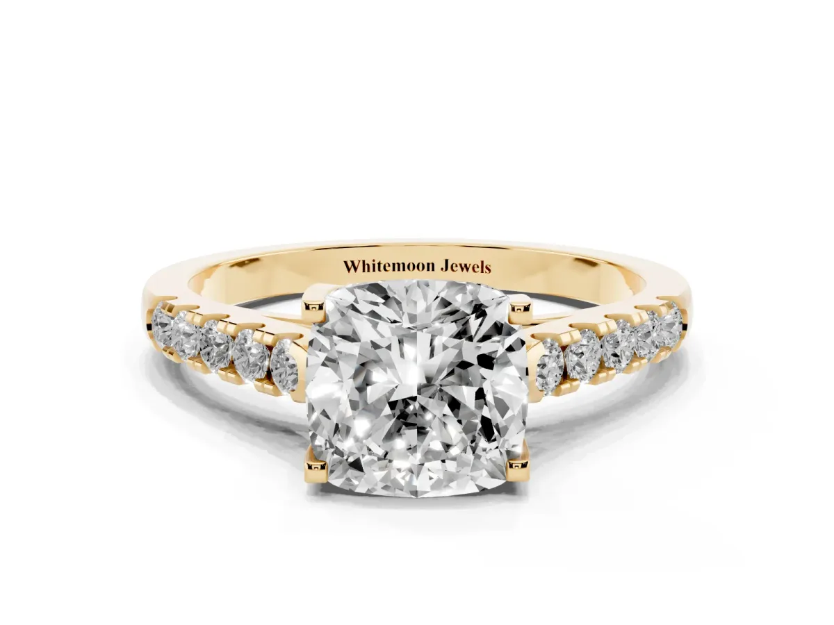 Cushion Cut Diamond Pavé Band Solitaire Ring with Prong Setting Yellow gold