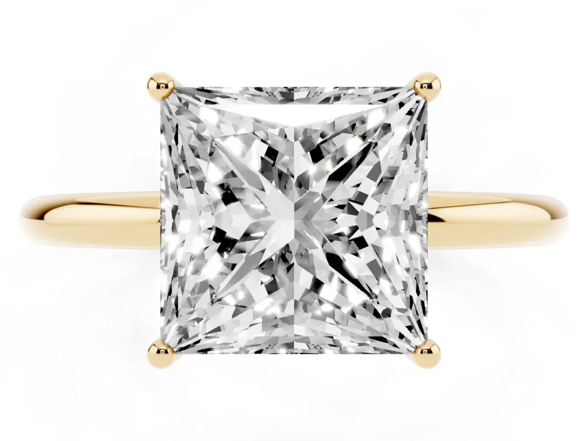 Princess Cut Solitaire Diamond Ring with a Classic Band and Four-Prong Setting Yellow gold
