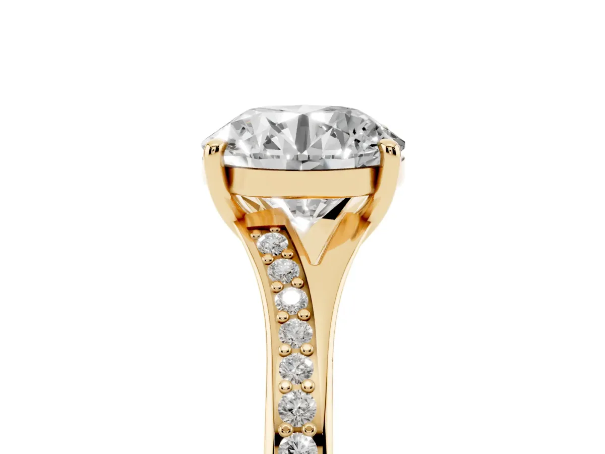 Round Cut Diamond Solitaire Ring with Pavé Band and Prong Setting Yellow gold